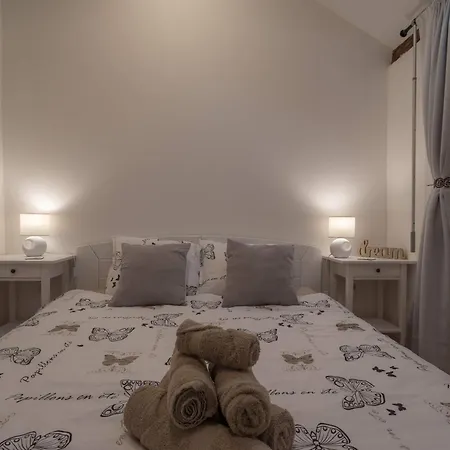 From A To Z Apartment *