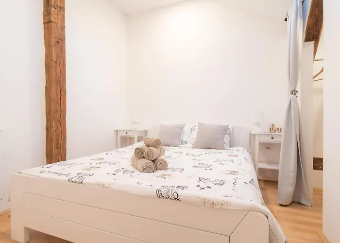 From A To Z Apartment