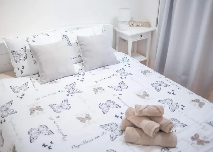 Apartment From A To Z *