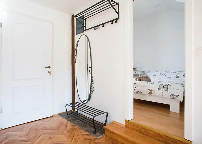 Apartment From A To Z *